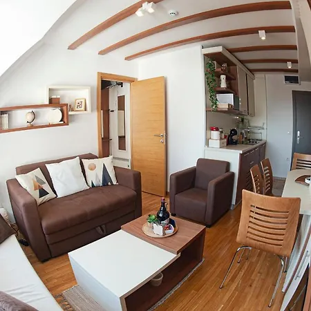 Mir I Lira Apartment Kopaonik